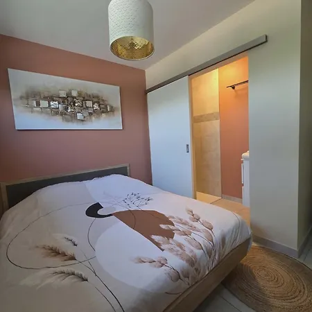 D'hote Escale Piscine 3* Ghislenghien