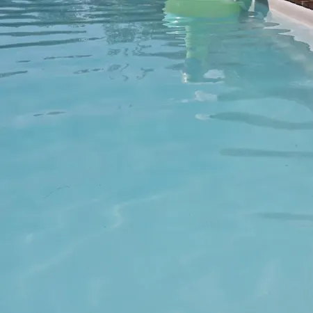 D'hote Escale Piscine Ghislenghien